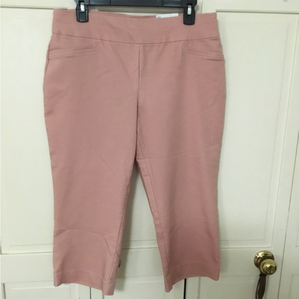 Womens Capris